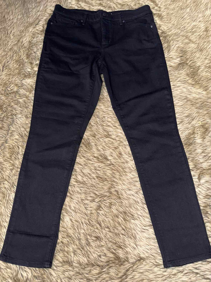 32 - Levi Strauss & Co. Jeans