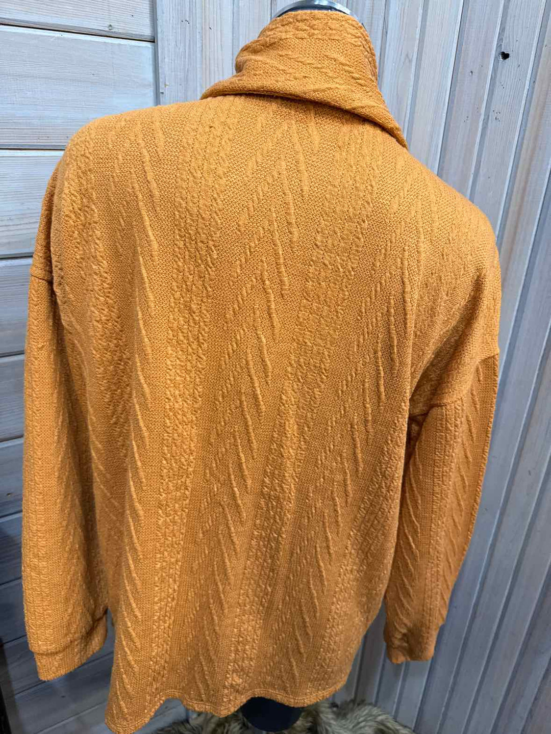 L - BIBI Sweater