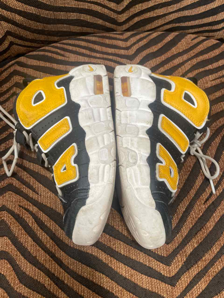 2 - Nike Shoes