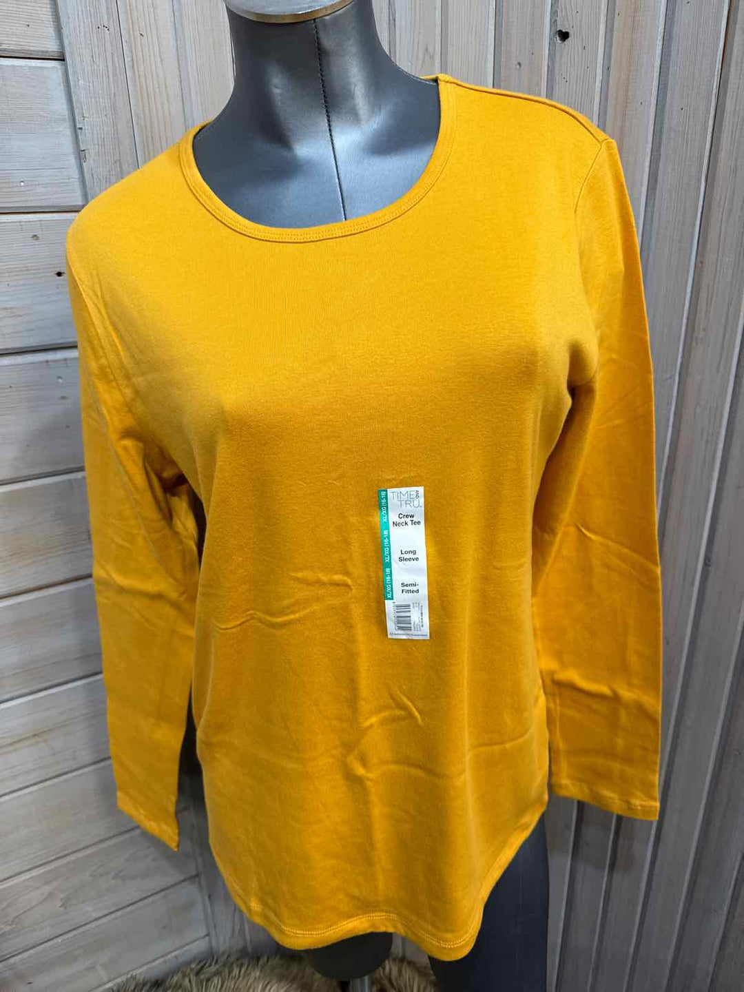 XL - Time and Tru Long Sleeve