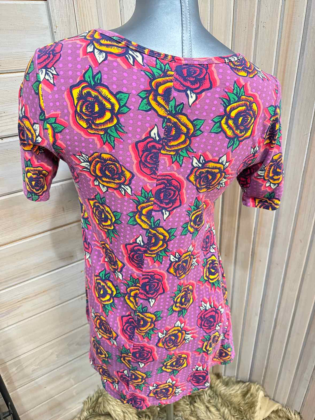XS - LuLaRoe T-Shirt