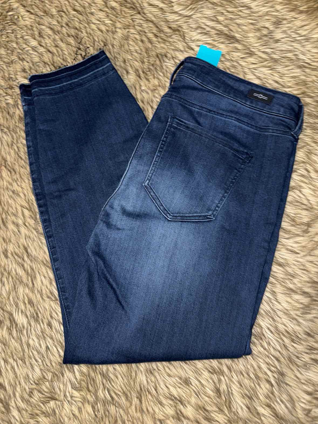 14 - Liverpool Jeans
