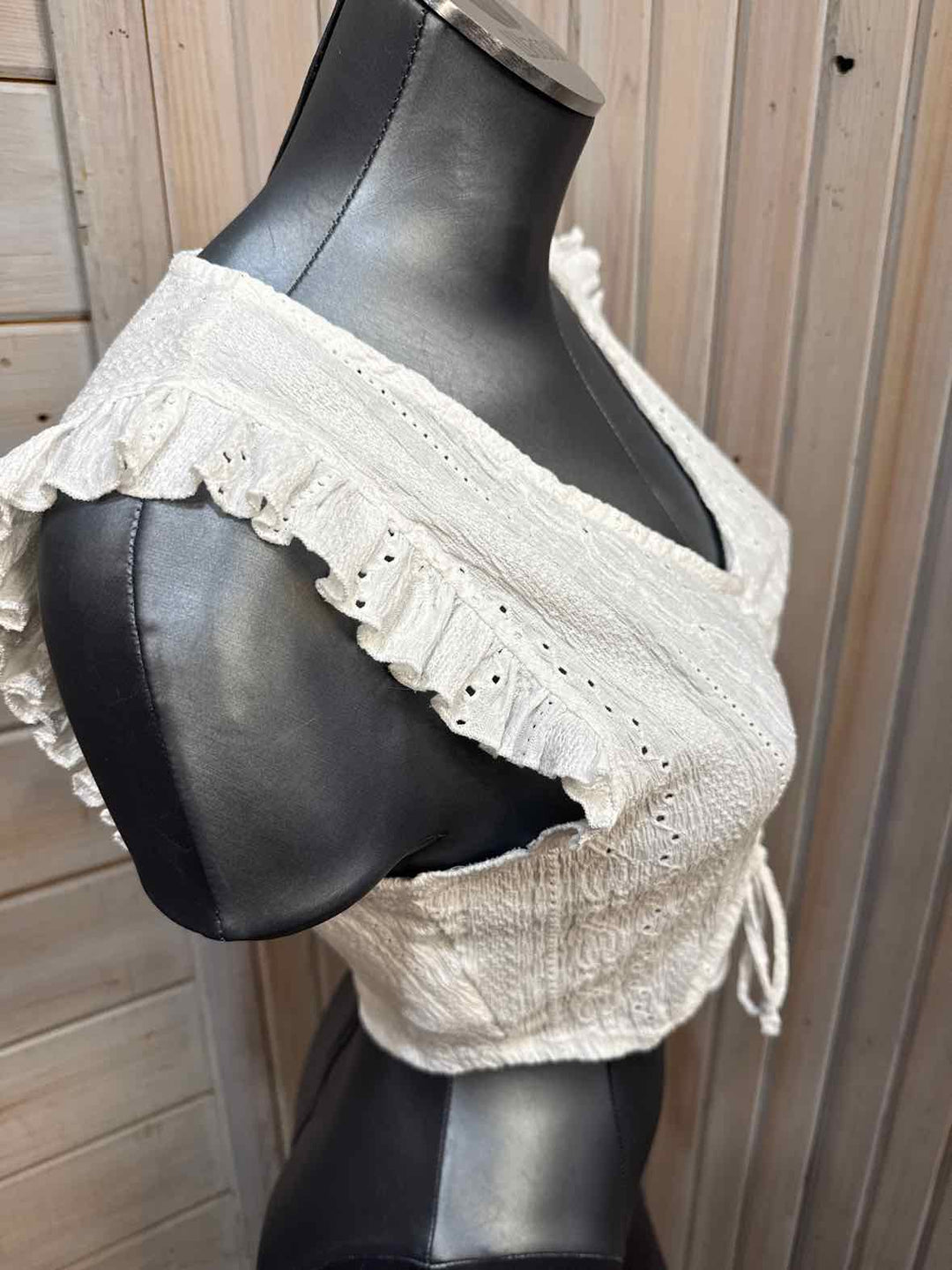 M - BCBG Crop Top
