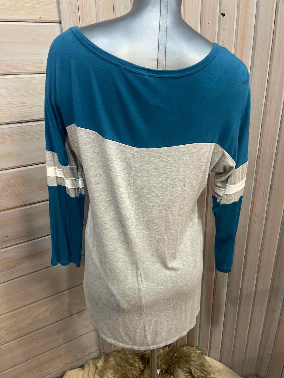 L - Maurices 3/4 Sleeve