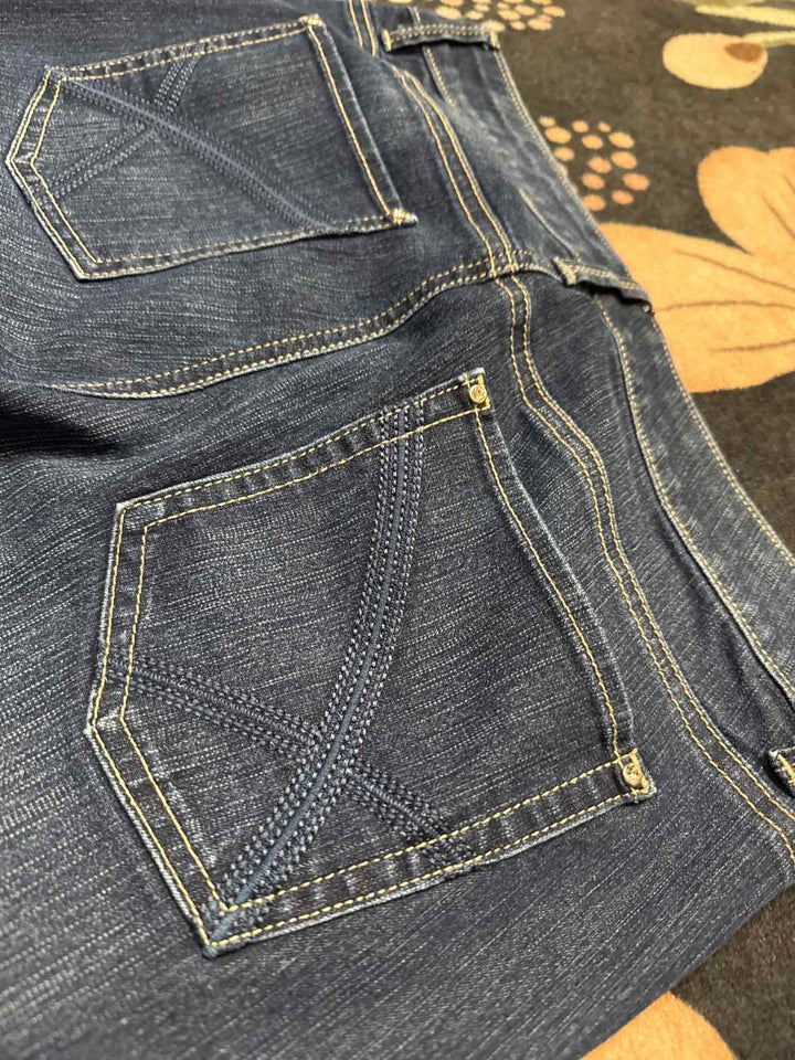 6 - WhiteHouseBlkMkt Jeans