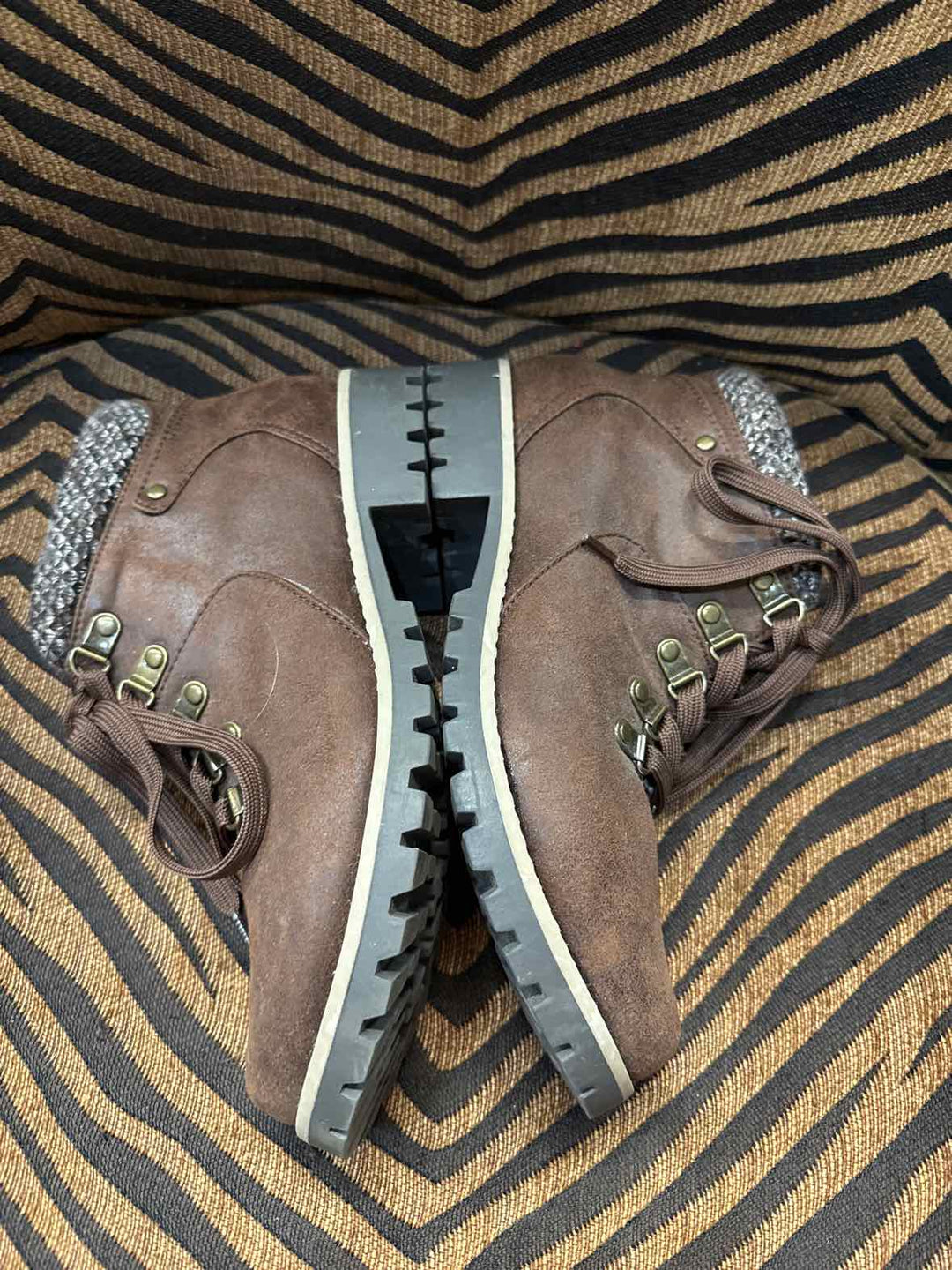 9M - Cliffs by White Mountain Boots