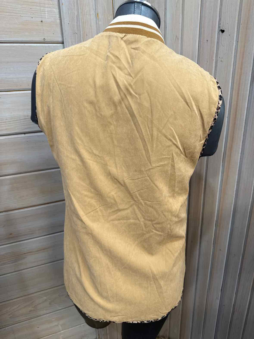 M - Mystree Vest