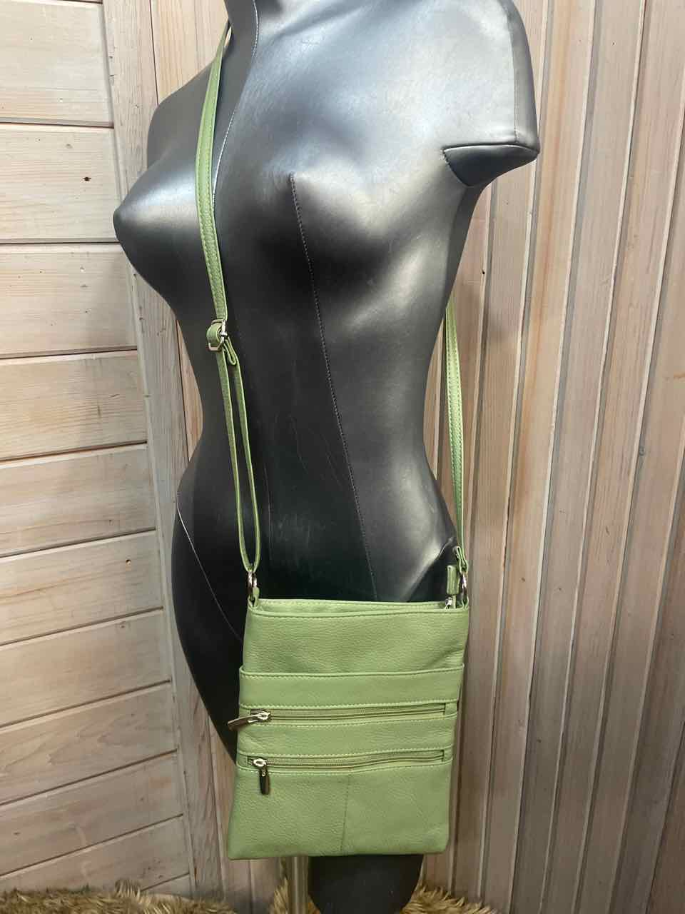 Purse  - Unknown Crossbody