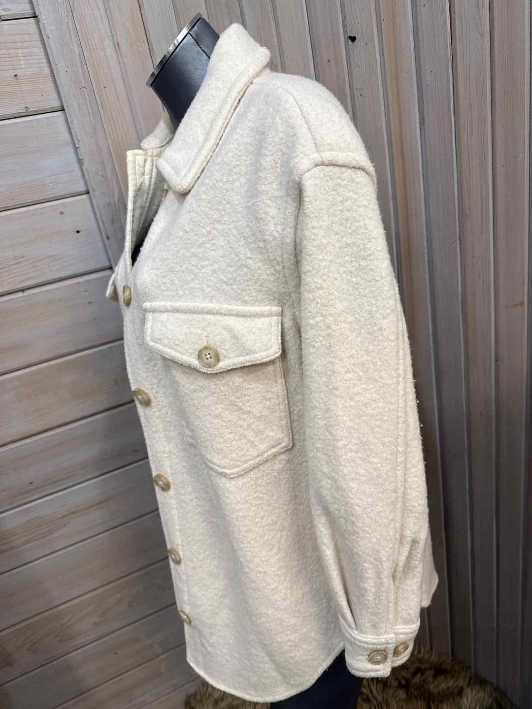 XS - Wilfred Shacket