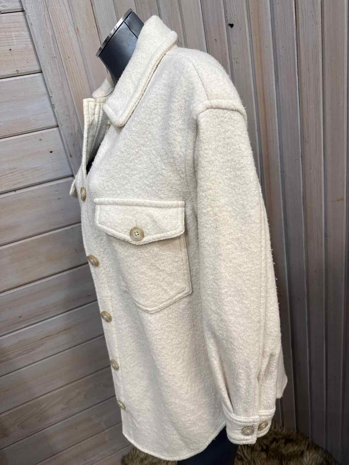 XS - Wilfred Shacket