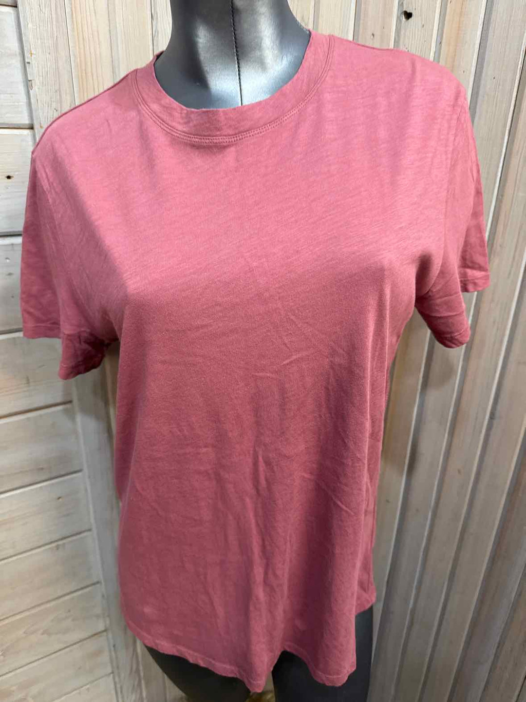 S - Athleta T-Shirt