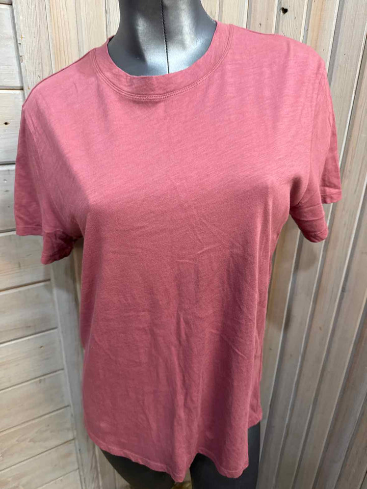 S - Athleta T-Shirt