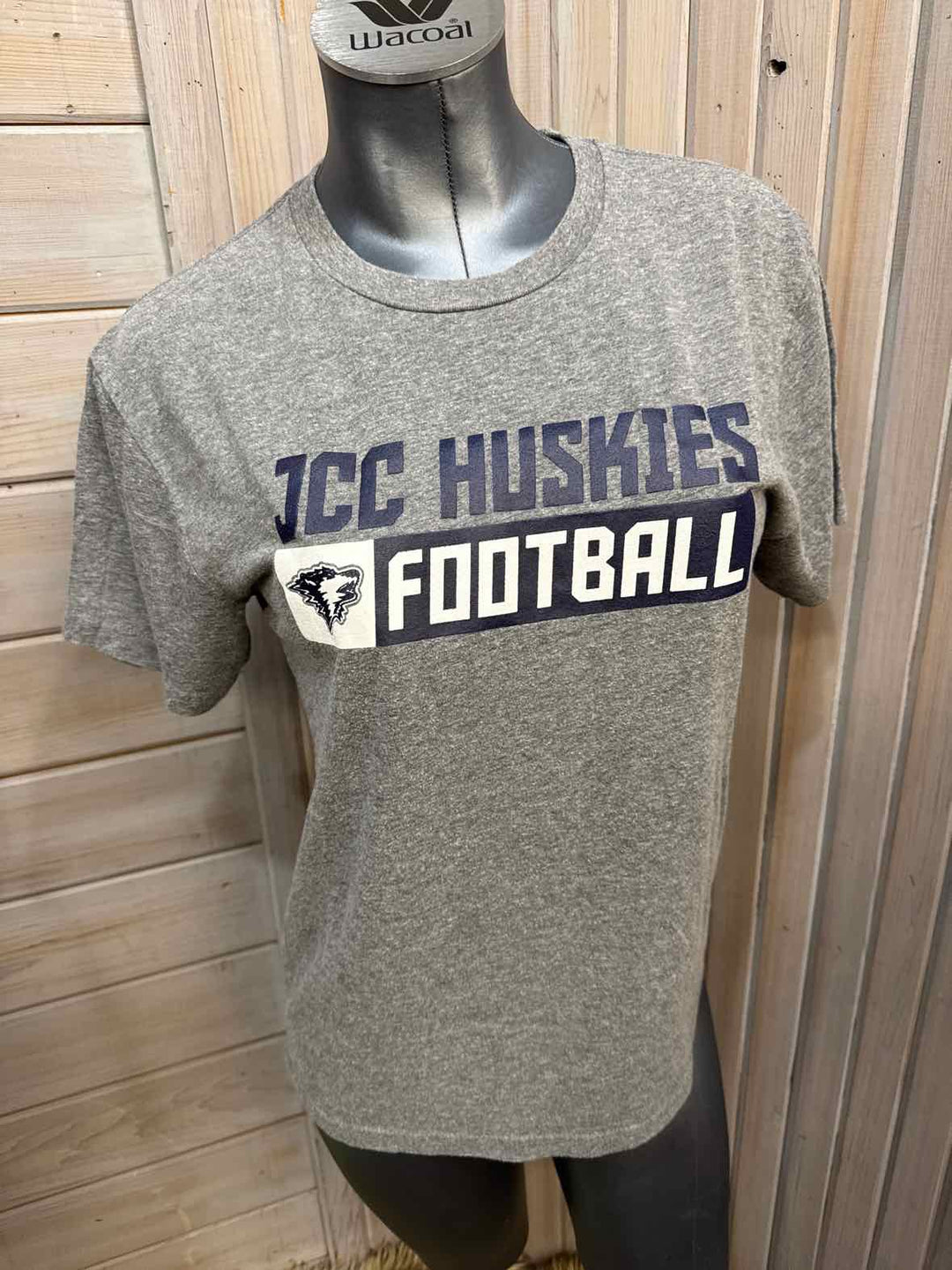 S - Huskies Football T-Shirt