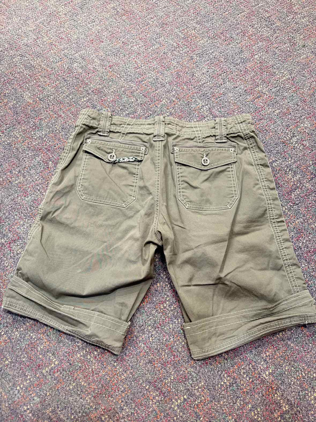 8 - Aventura Shorts