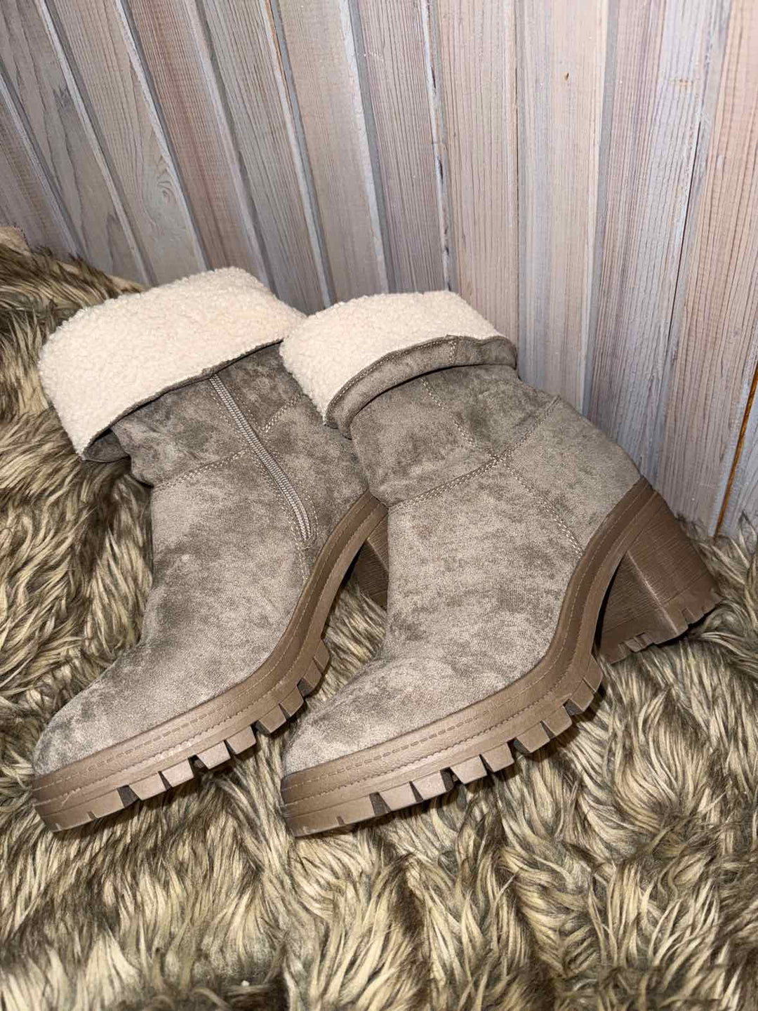 9 - Very G Boots
