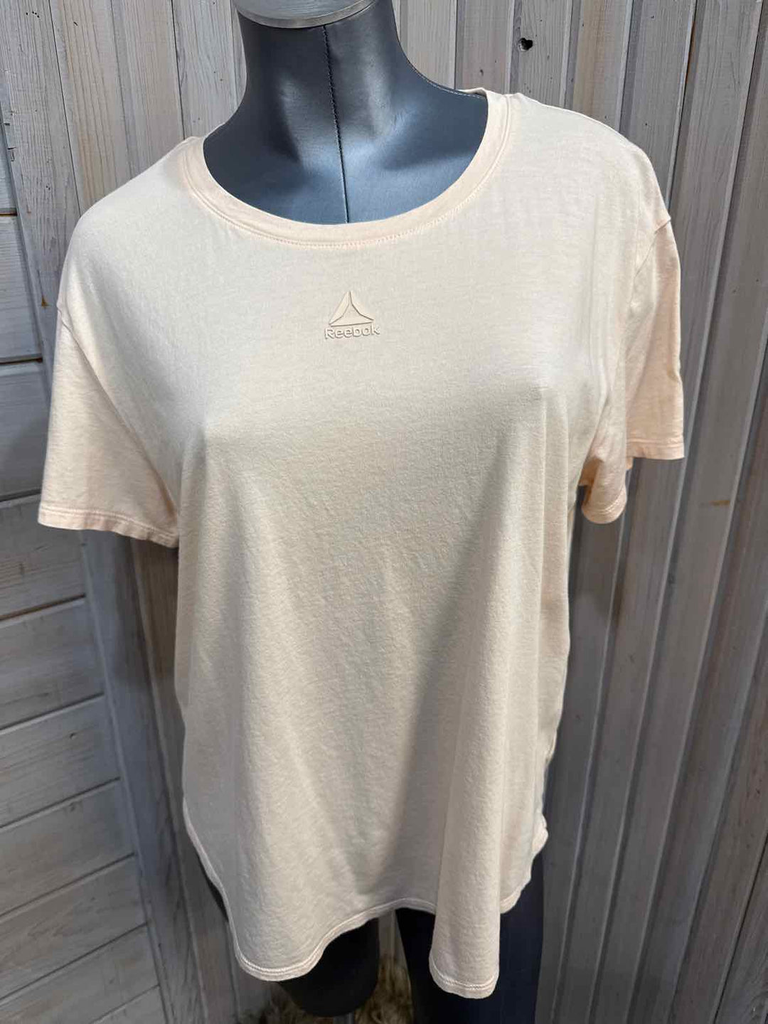 XL - Reebok T-Shirt