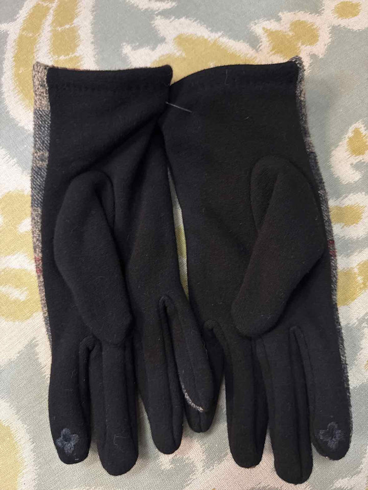 Accessories - Unbranded Gloves