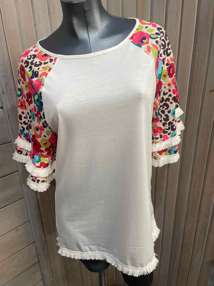 M - Fringy Sleeve T-Shirt