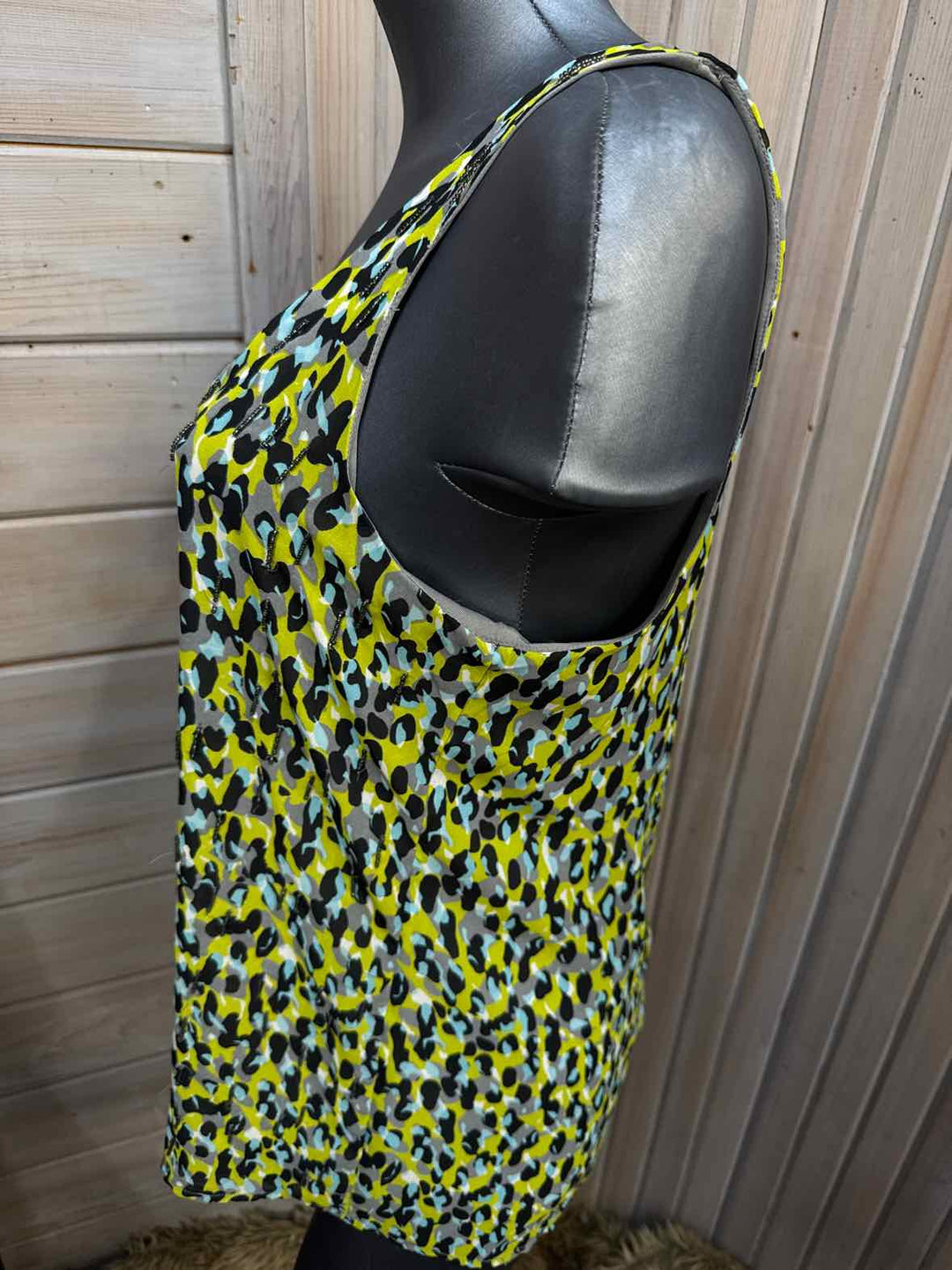 M - Banana Republic Tank