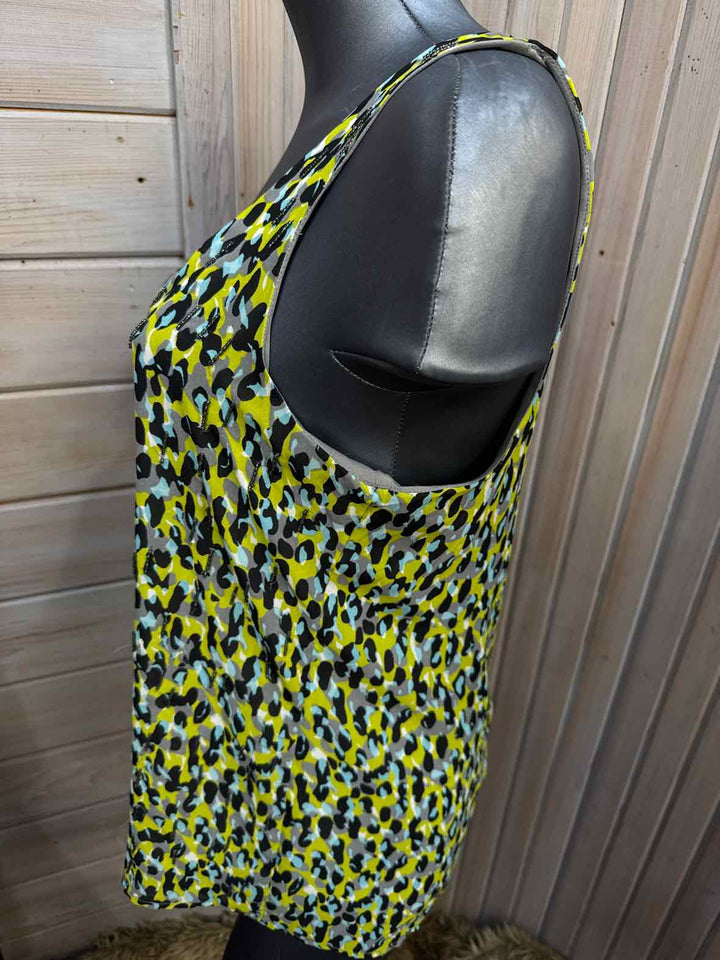 M - Banana Republic Tank