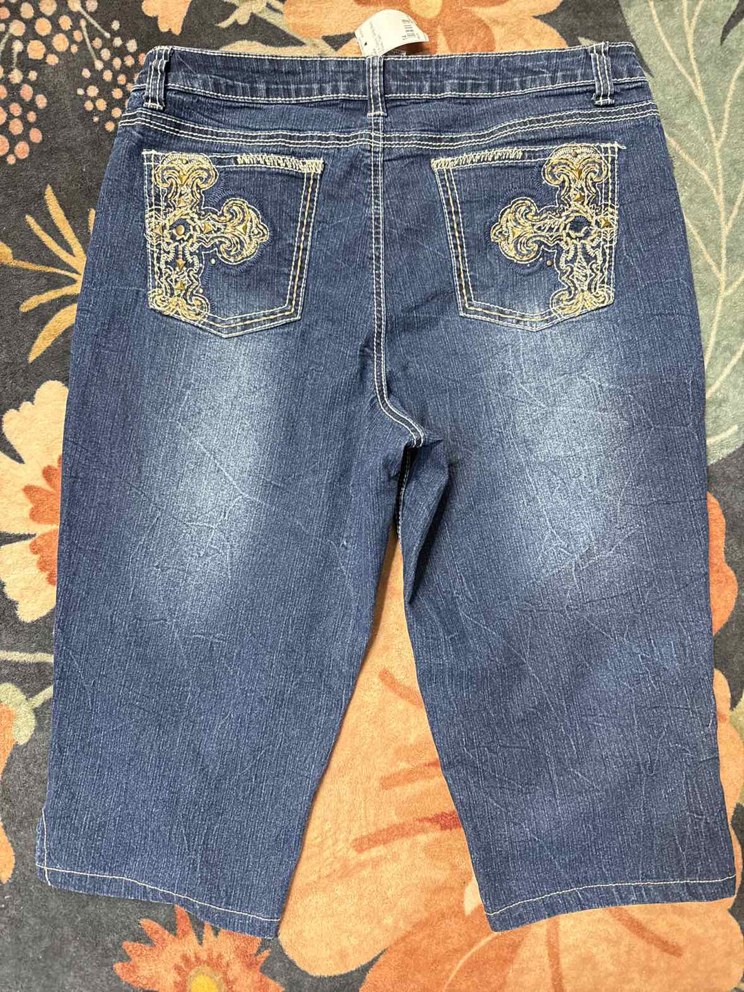 14 - Revolt Capri