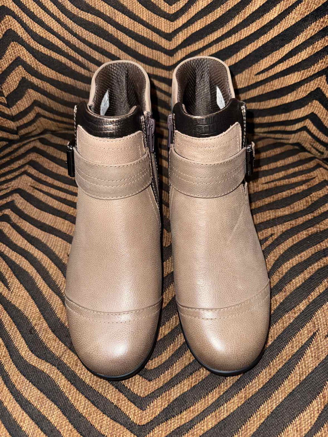 9.5 - Orthofeet Boots