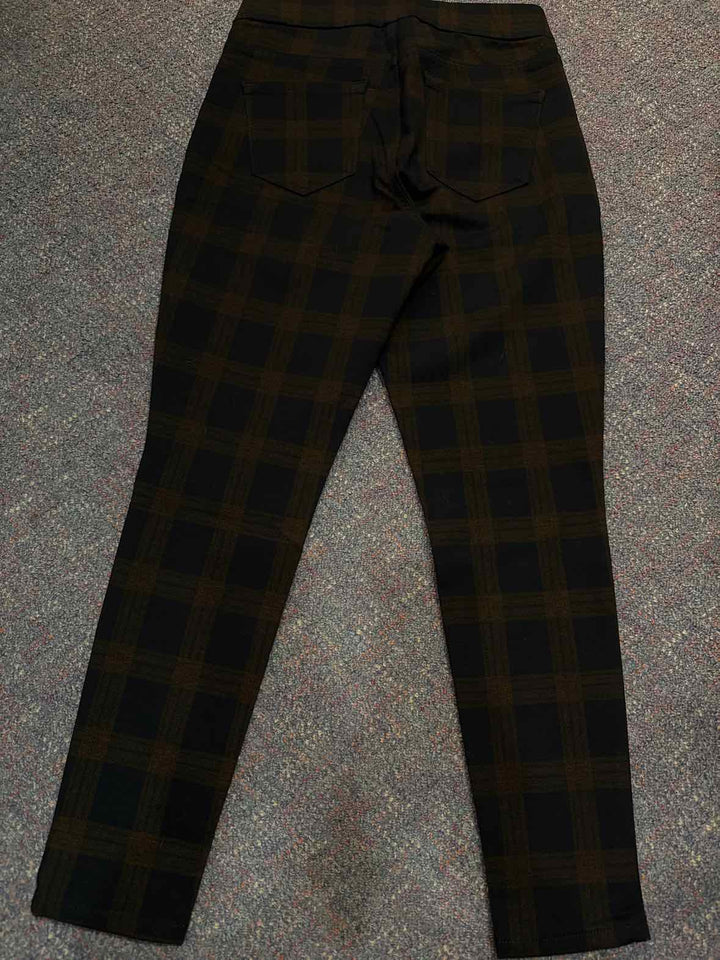 M - Nine West Pants