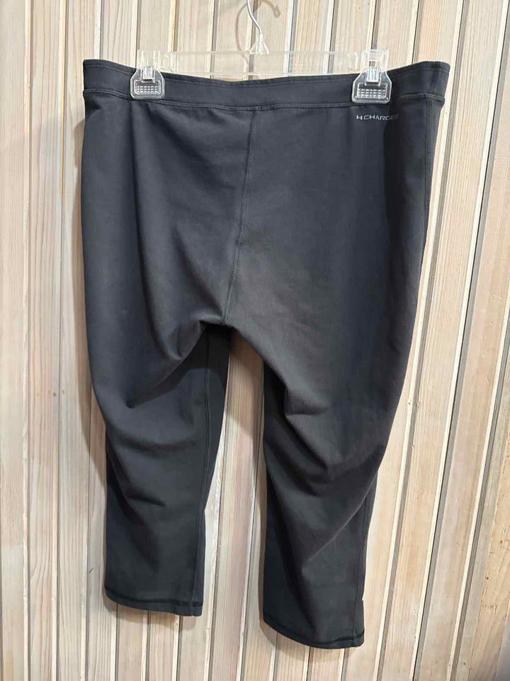 XL - Under Armour Capri
