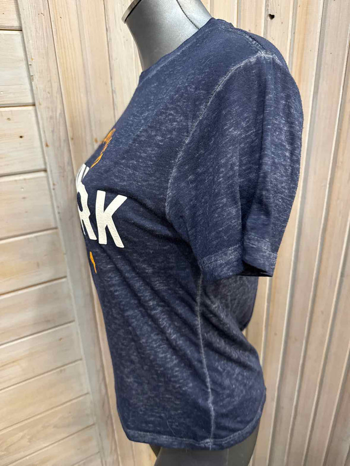 S - torkia apparel T-Shirt