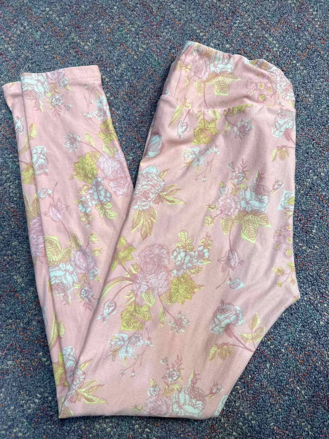 One Size - LuLaRoe Leggings