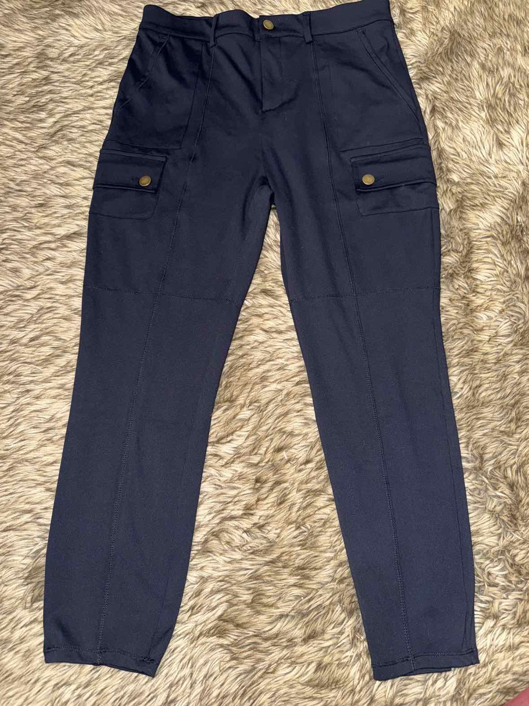 L - HALARA Pants