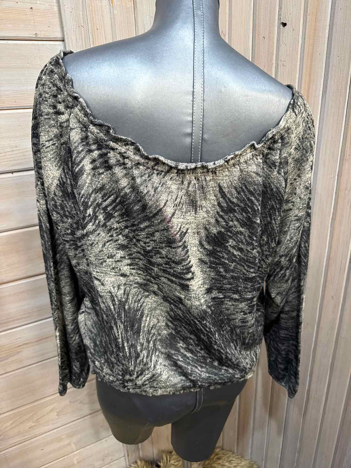 XL - JohnPaulRichard Long Sleeve
