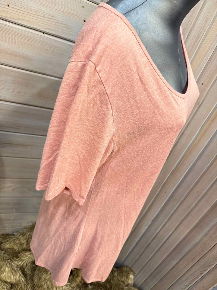 2X - LuLaRoe T-Shirt