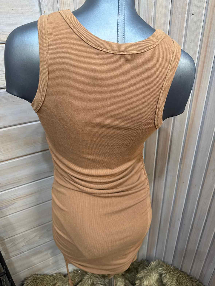 M - Dokotoo Dress