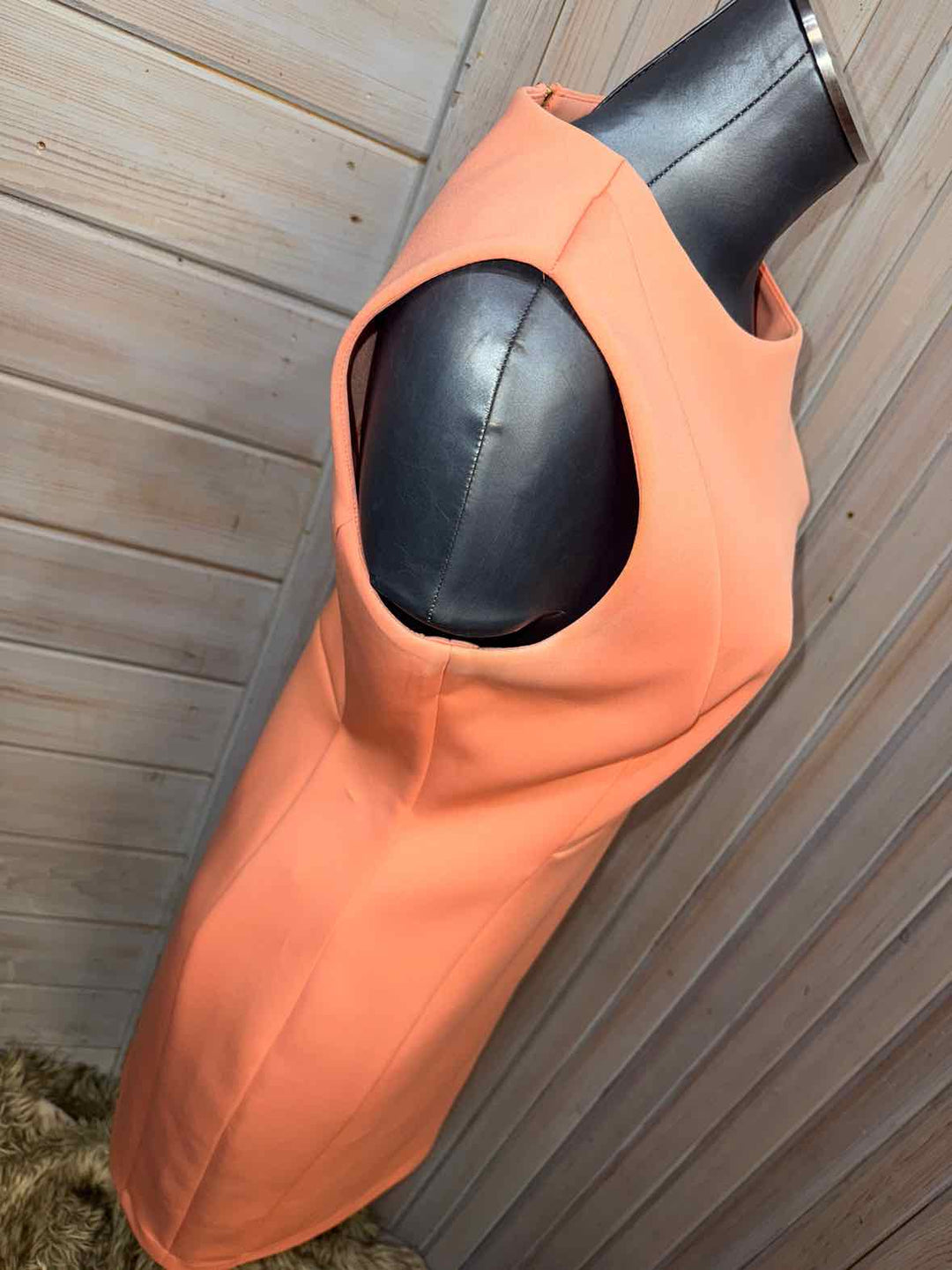 12 - Calvin Klein Dress