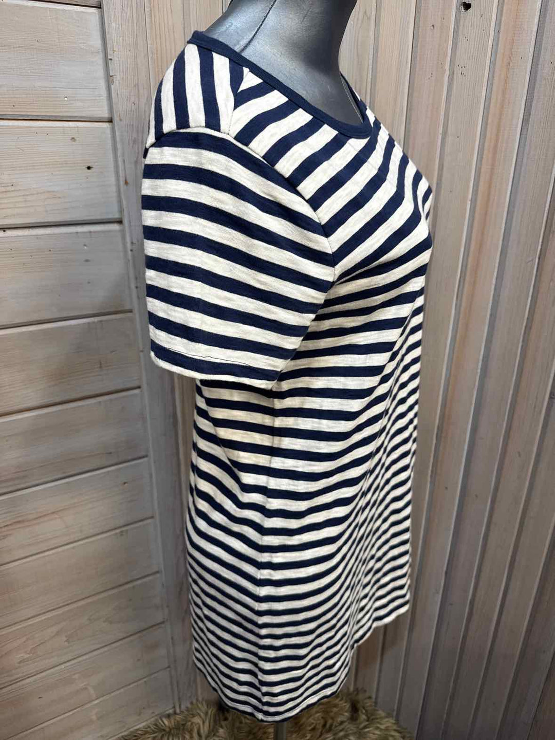 M - Old Navy Dress