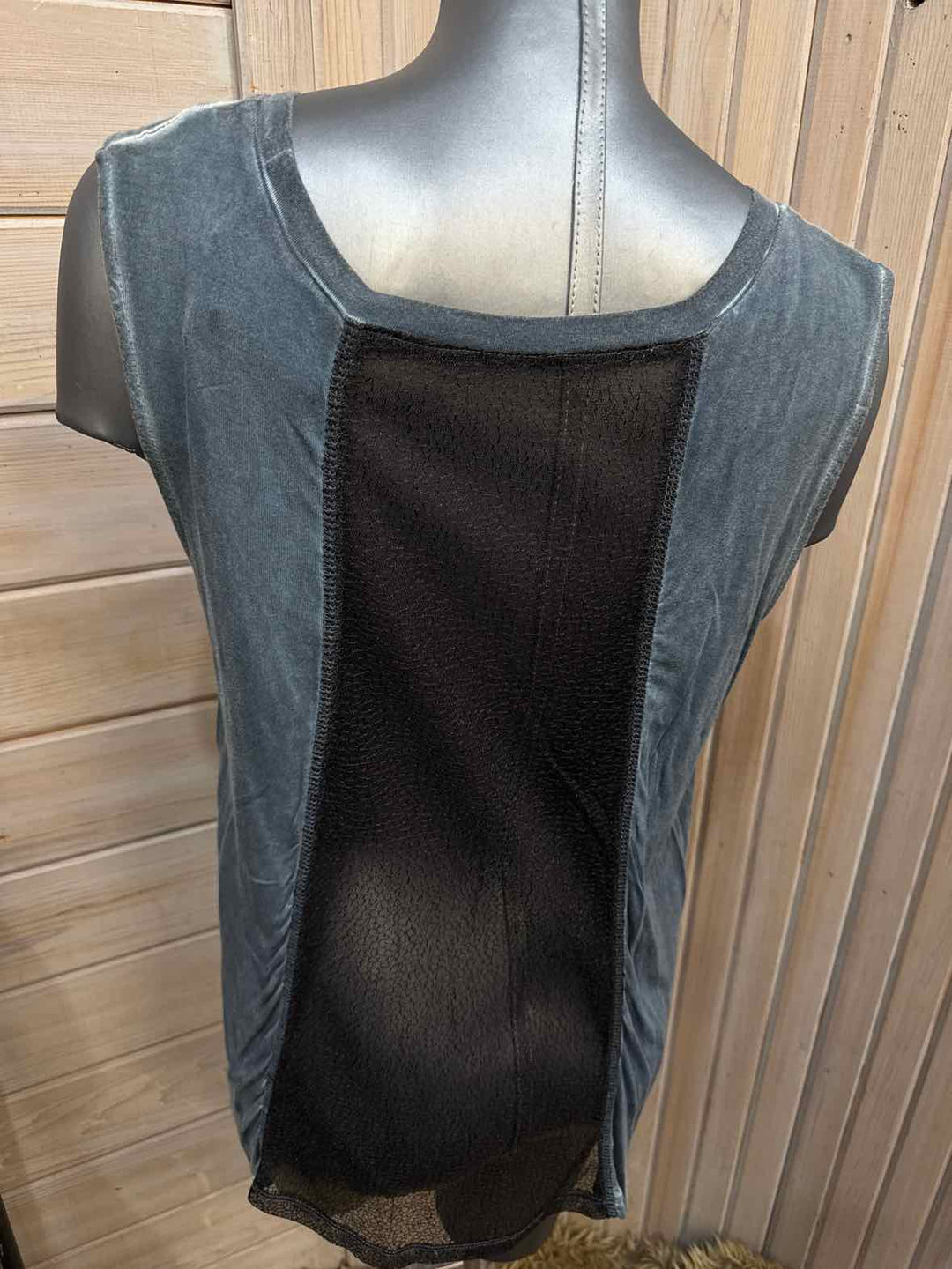 M - Hurley Tank