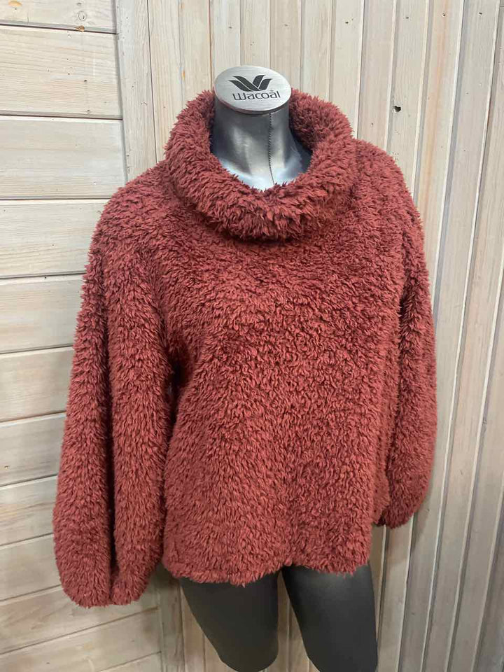 M? - Sherpa Sweatshirt