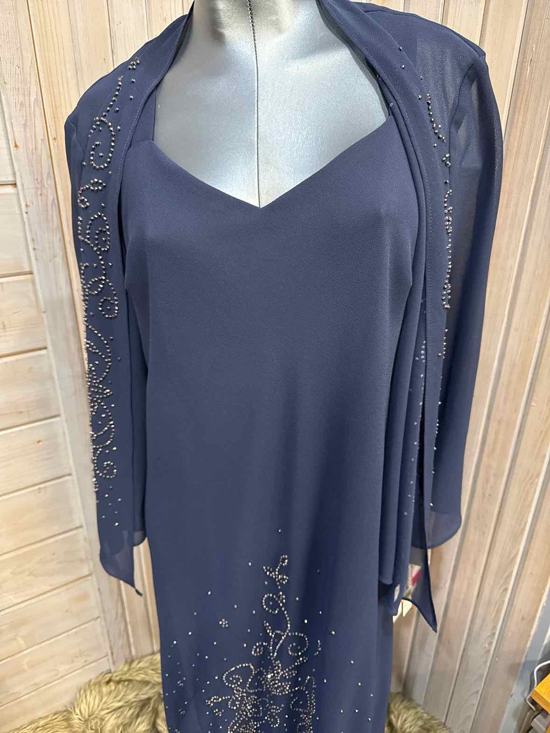 14 - R&M Richards Dress