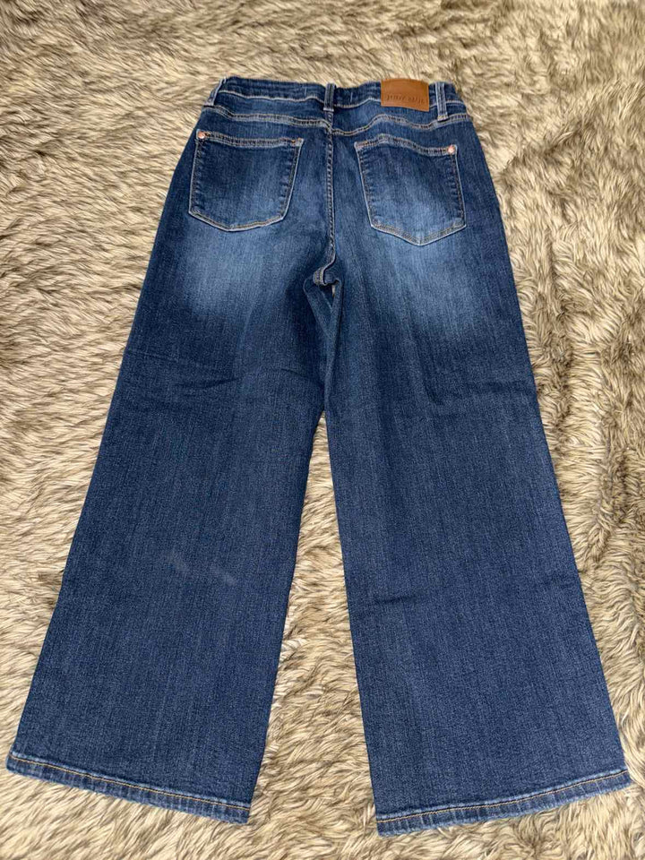 9/29 - Judy Blue Jeans