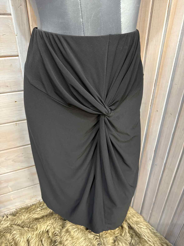 XL - Dusak Designs Skirt