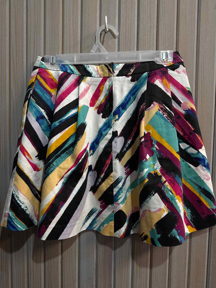 8 - H&M Skirt