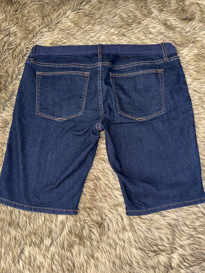 10 - Gap Maternity Shorts