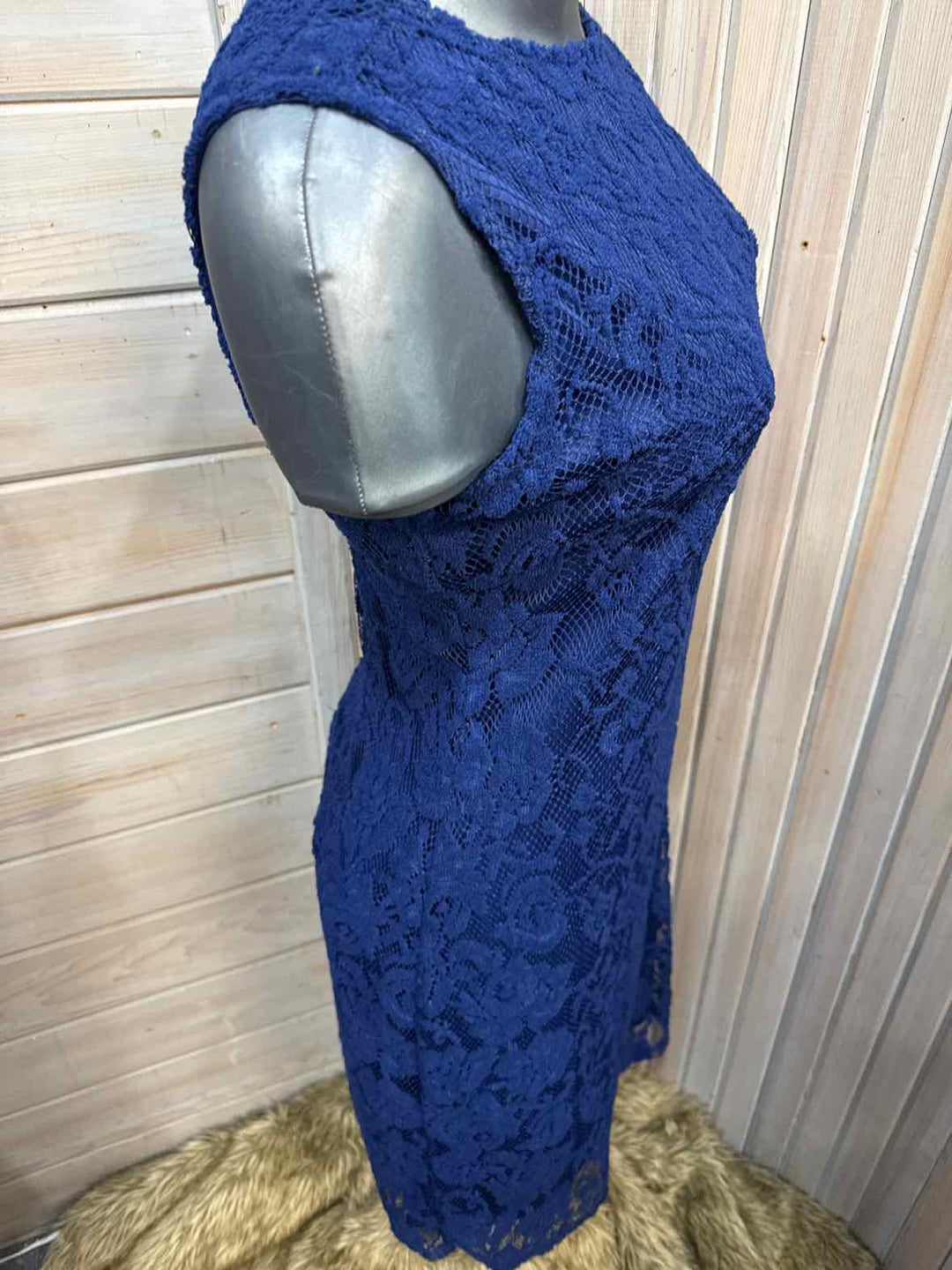 6 - Sharagano Dress