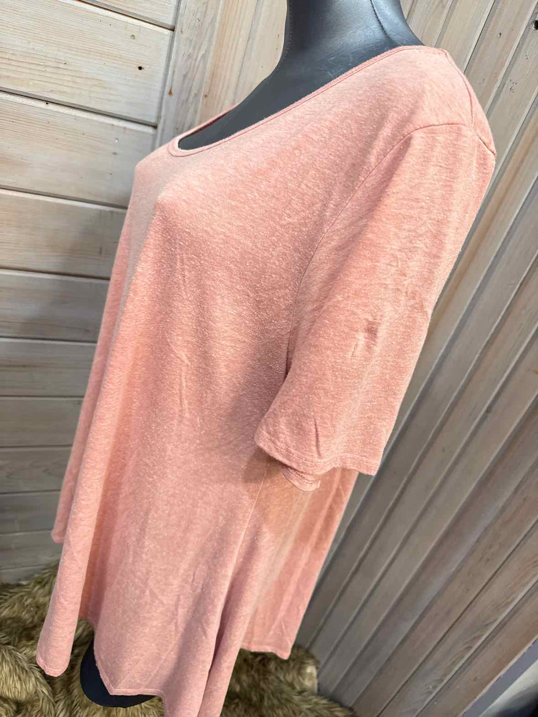 2X - LuLaRoe T-Shirt