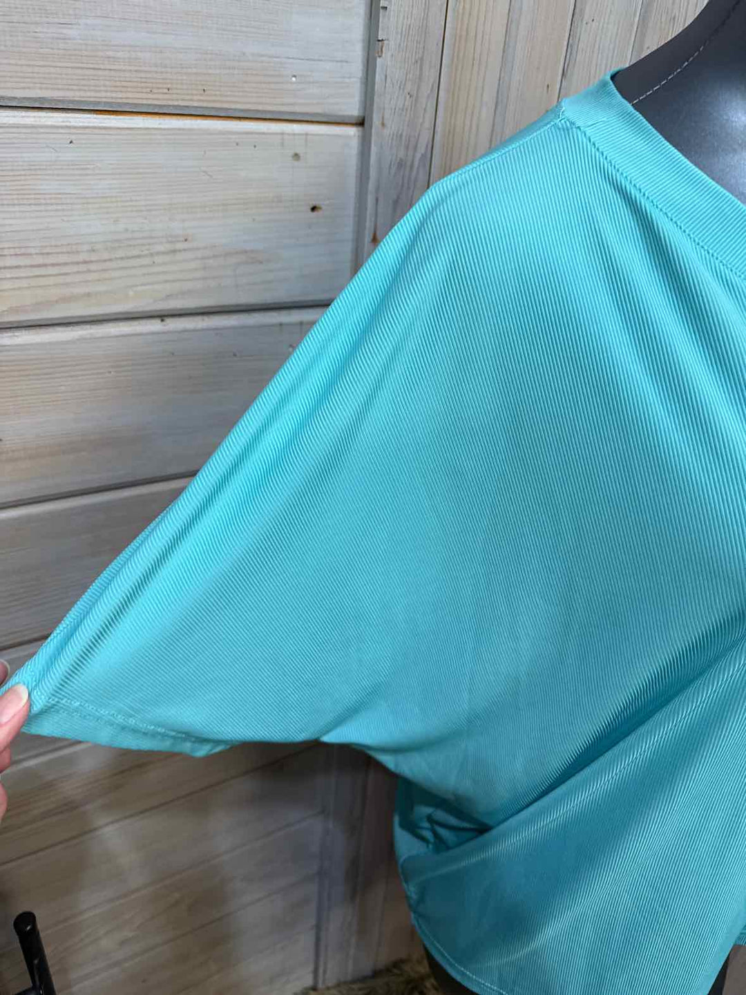 M - Unbranded Bat Sleeve Top