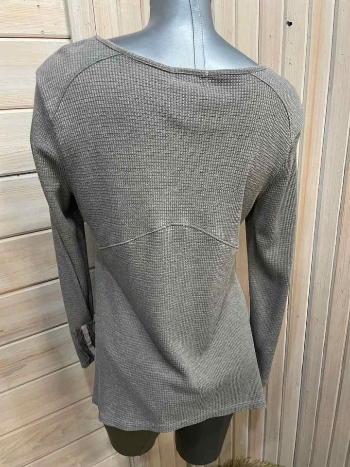M - one world Long Sleeve