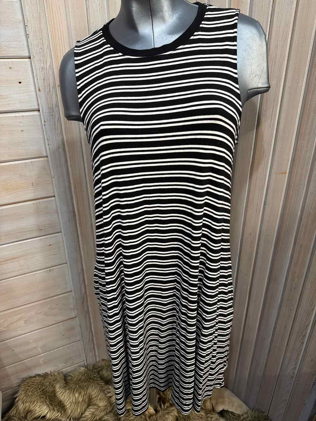 XL - Time and Tru Dress