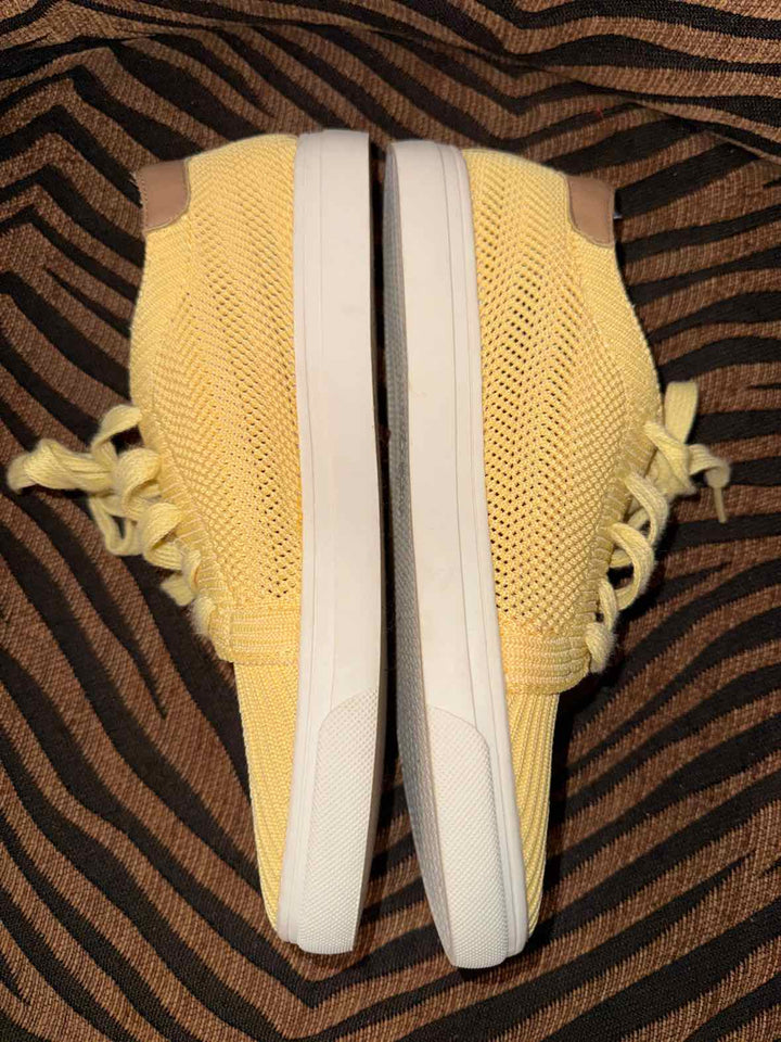 8.5 - Lucky Brand Sneakers