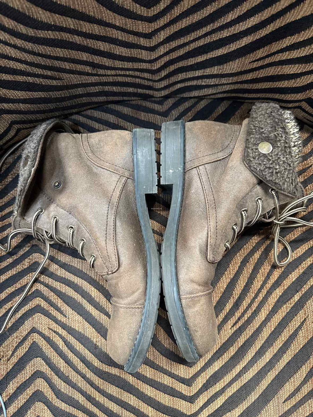 9M - Cliffs by White Mountain Boots